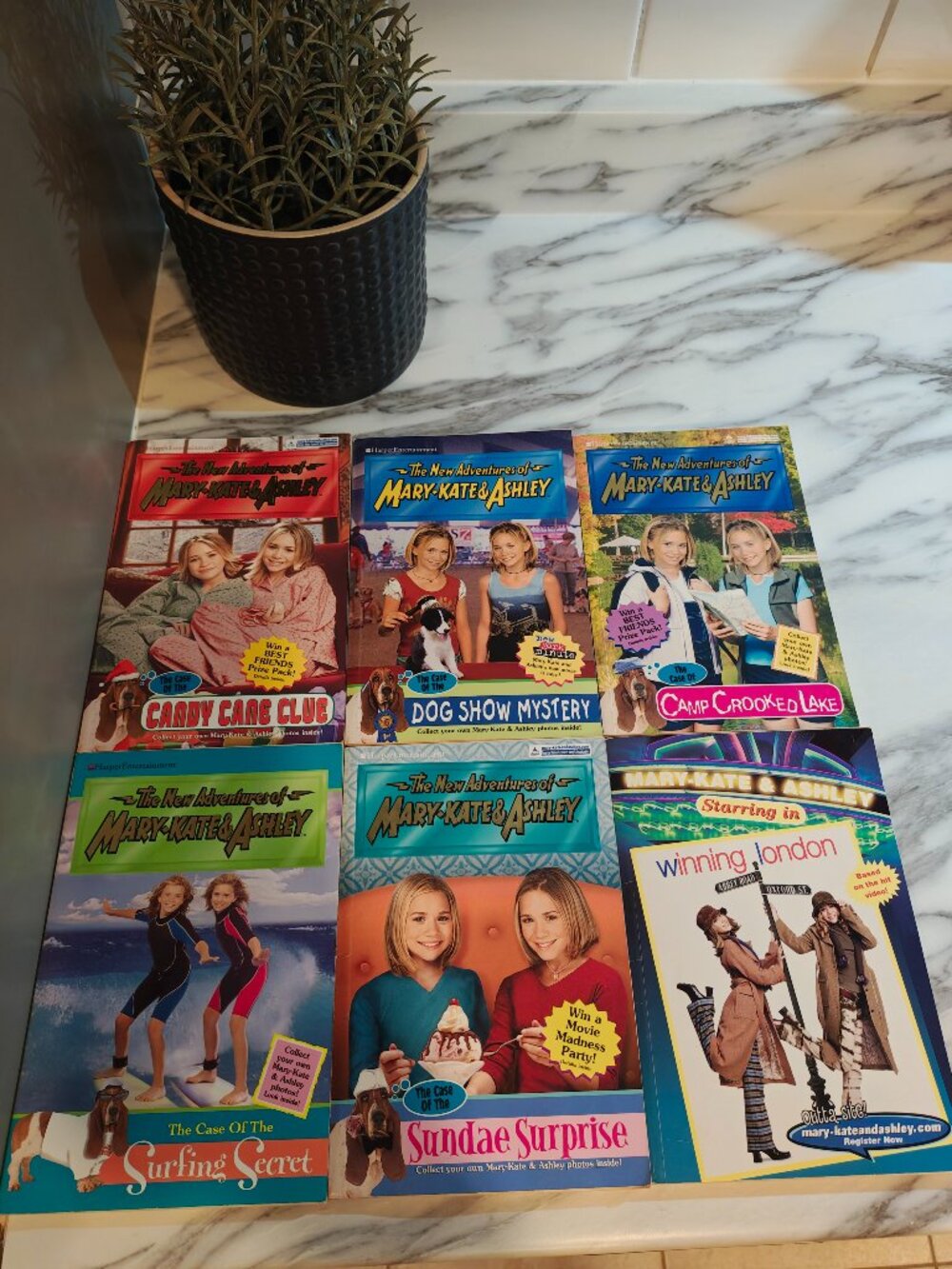 Mary-Kate & Ashley Books Set of 6 Olsen Twins 90s Vintage Mystery Collection